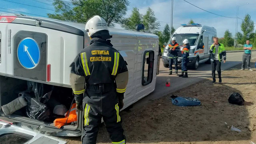 В Саратове 11 человек пострадали в ДТП с пассажирской «Газелью» 